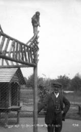 Jenny and the Keeper, Poole Park Zoo.jpg
